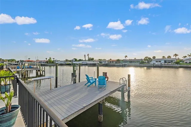 $1,450,000 | 4748 Overlook Drive Northeast, St. Petersburg, FL 33703