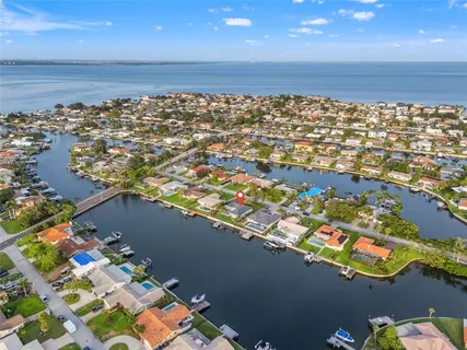 $1,399,000 | 4748 Overlook Drive Northeast, St. Petersburg, FL 33703