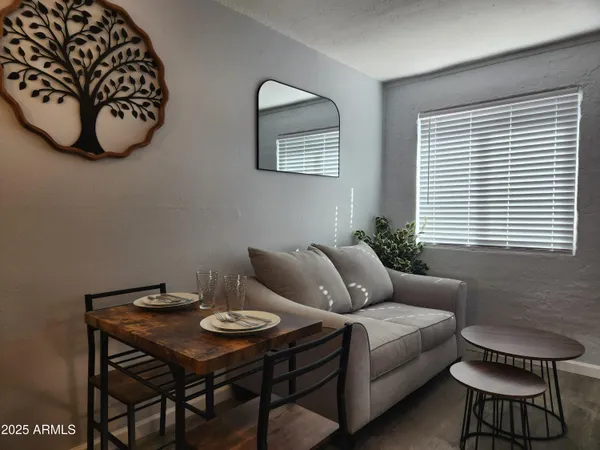 $2,300 | 299 South Oregon Street, Unit 3, Chandler, AZ 85225