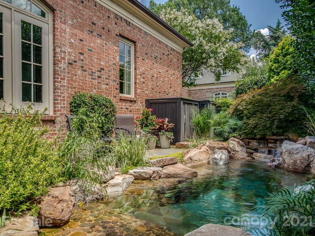 2332 Providence Road, Unit 1 Charlotte, NC 28211 - Photo 29 of 34 Gallery Image 29