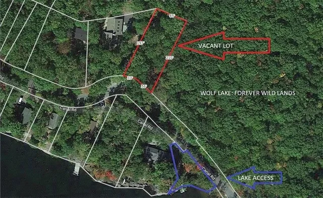 a view of a tennis court