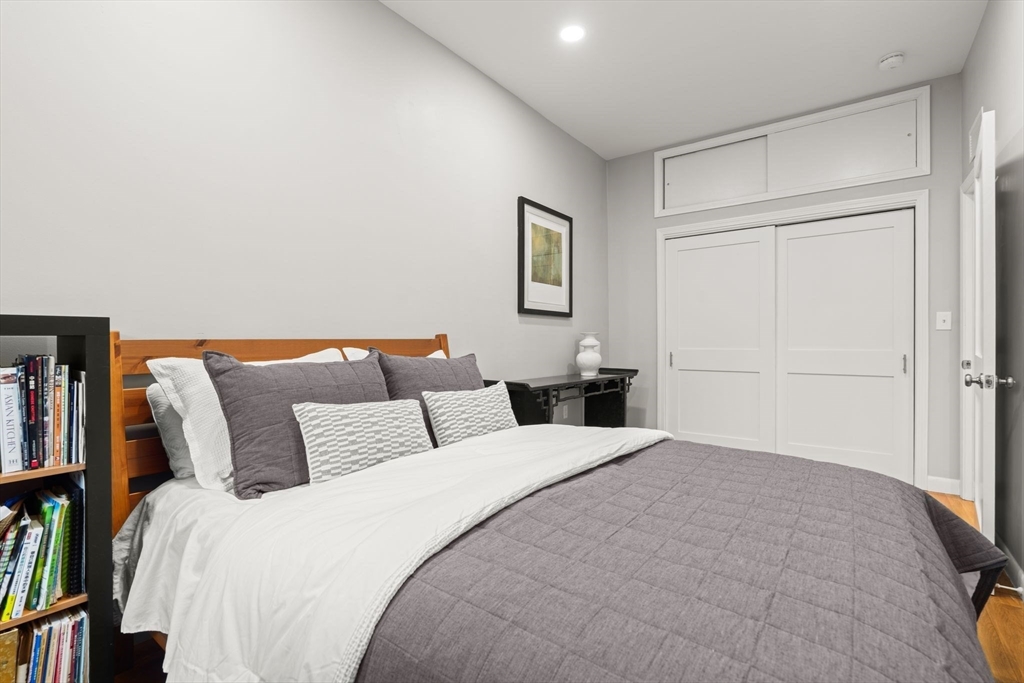 6 Yarmouth Street, Unit 3 Boston, MA 02116 - Photo 8 of 12