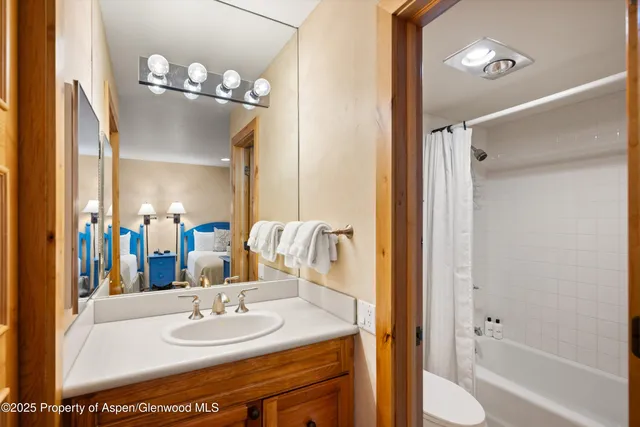 $3,100,000 | 610 South W End Street, Unit D105, Aspen, CO 81611