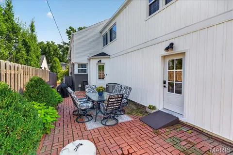 $875,000 | 9324 Sonora Avenue, St. Louis, MO 63144