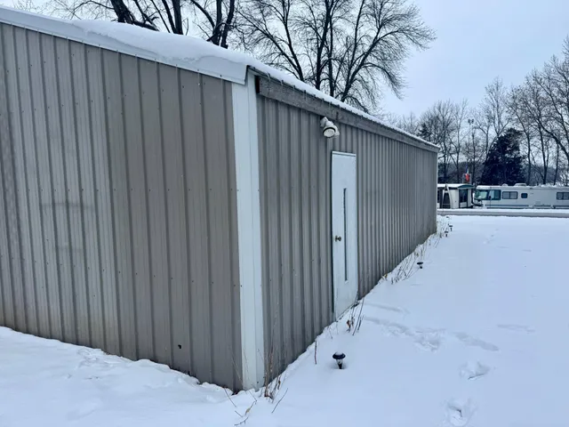 $350,000 | 57975 226th Street, Litchfield, MN 55355