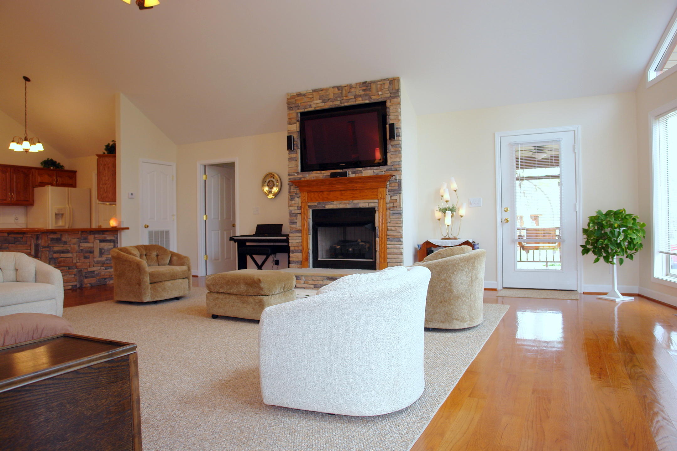 331 Cumberland Cove Road Monterey, TN 38574 - Photo 9 of 35 DSC05977