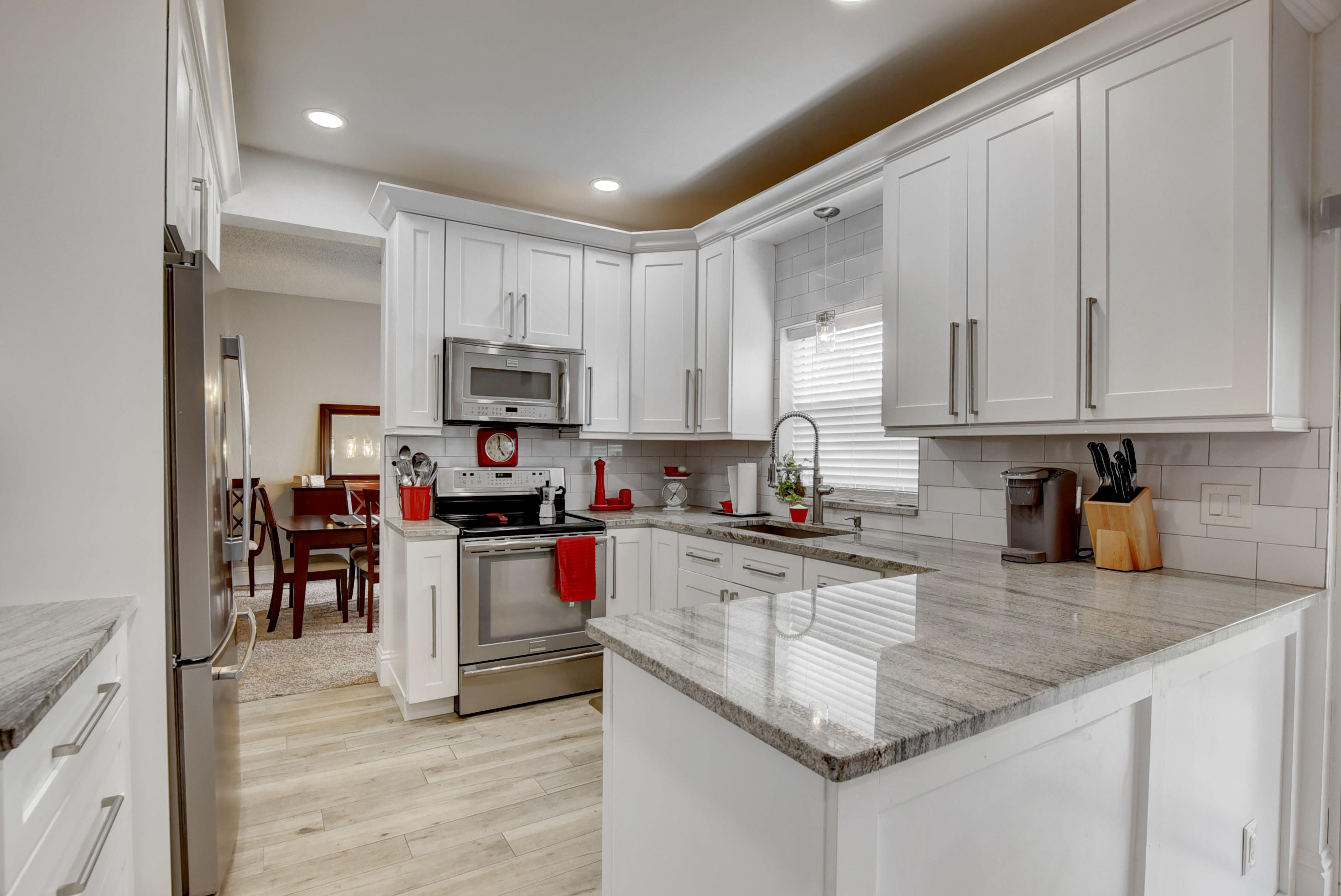 12237 Quilting Lane Boca Raton, FL 33428 - Photo 9 of 27 Kitchen
