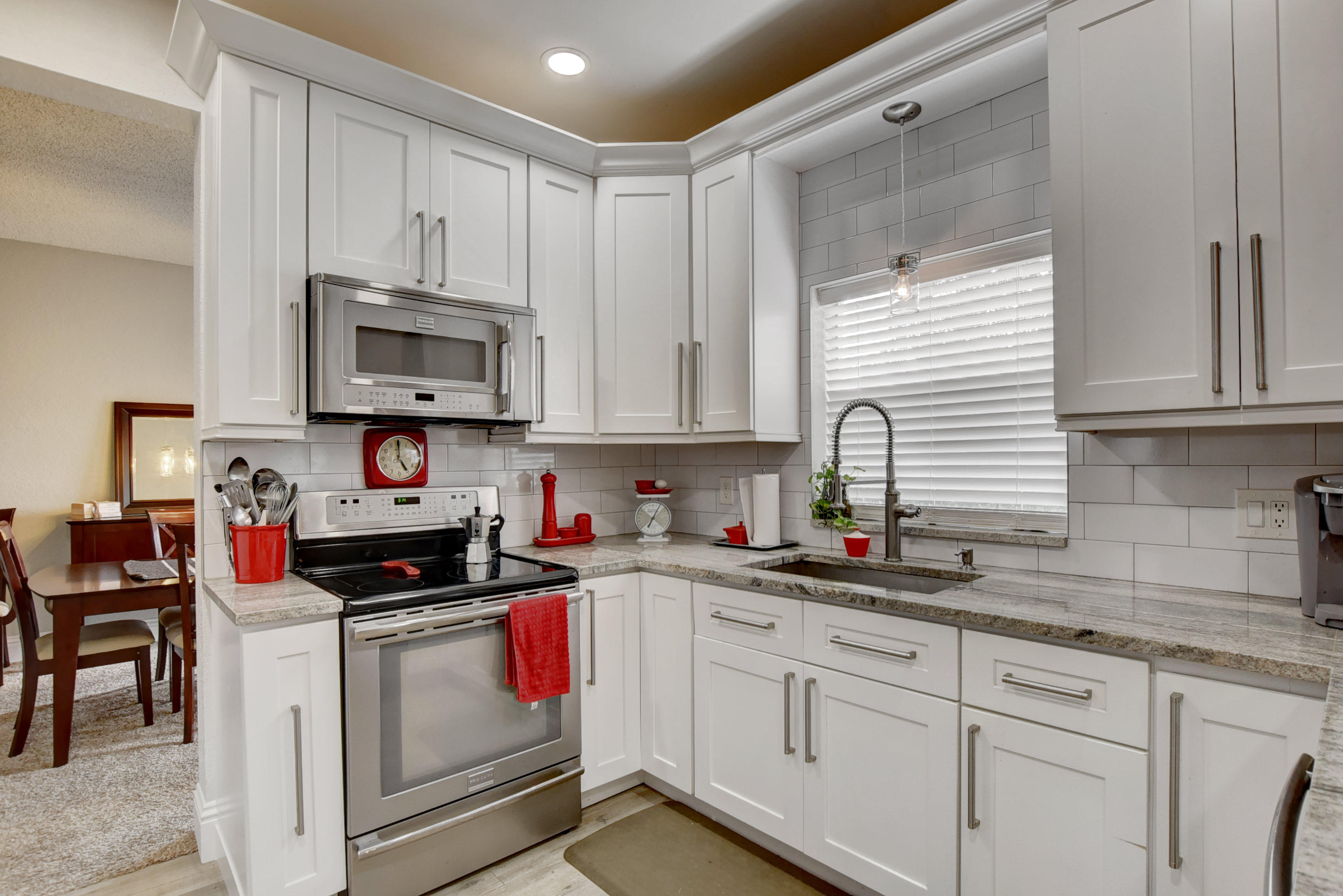 12237 Quilting Lane Boca Raton, FL 33428 - Photo 10 of 27 Kitchen