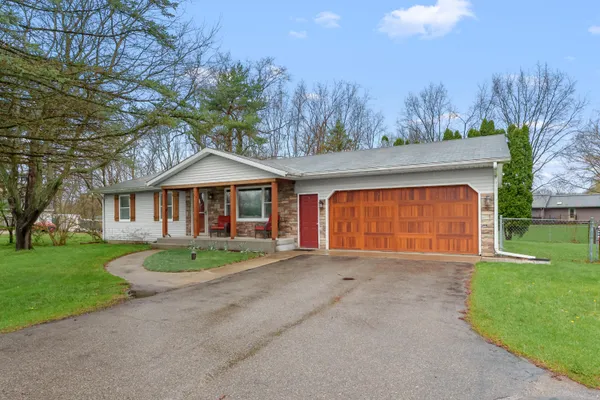 $259,900 | 22840 Red Arrow Highway, Mattawan, MI 49071