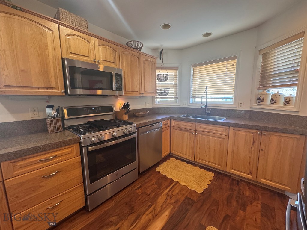 1002 Boylan Road, Unit G Bozeman, MT 59715 - Photo 3 of 14 Gallery Image 3