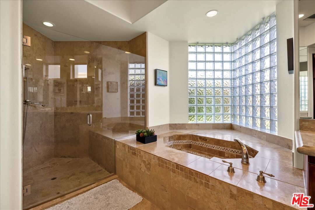 6 Carrera Place Rancho Mirage, CA 92270 - Photo 31 of 65