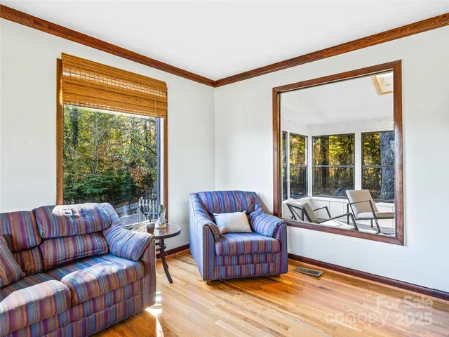 $525,000 | 1326 Valmont Drive, Hendersonville, NC 28791