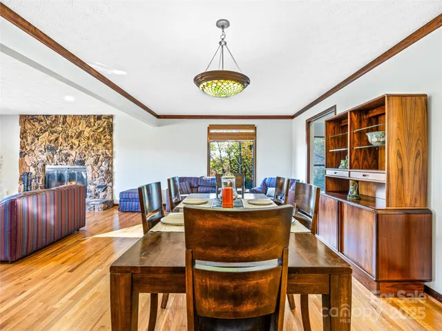 $525,000 | 1326 Valmont Drive, Hendersonville, NC 28791