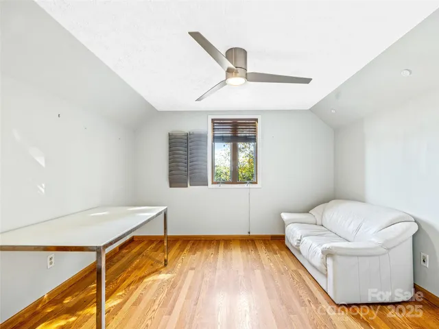 $525,000 | 1326 Valmont Drive, Hendersonville, NC 28791