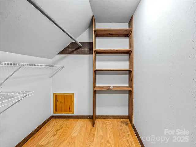 $525,000 | 1326 Valmont Drive, Hendersonville, NC 28791