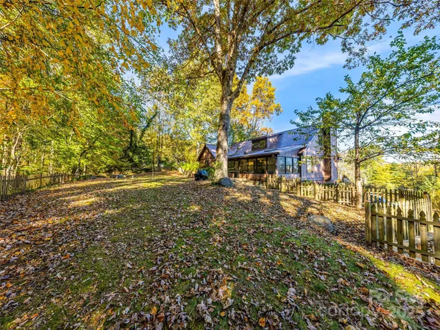 $525,000 | 1326 Valmont Drive, Hendersonville, NC 28791