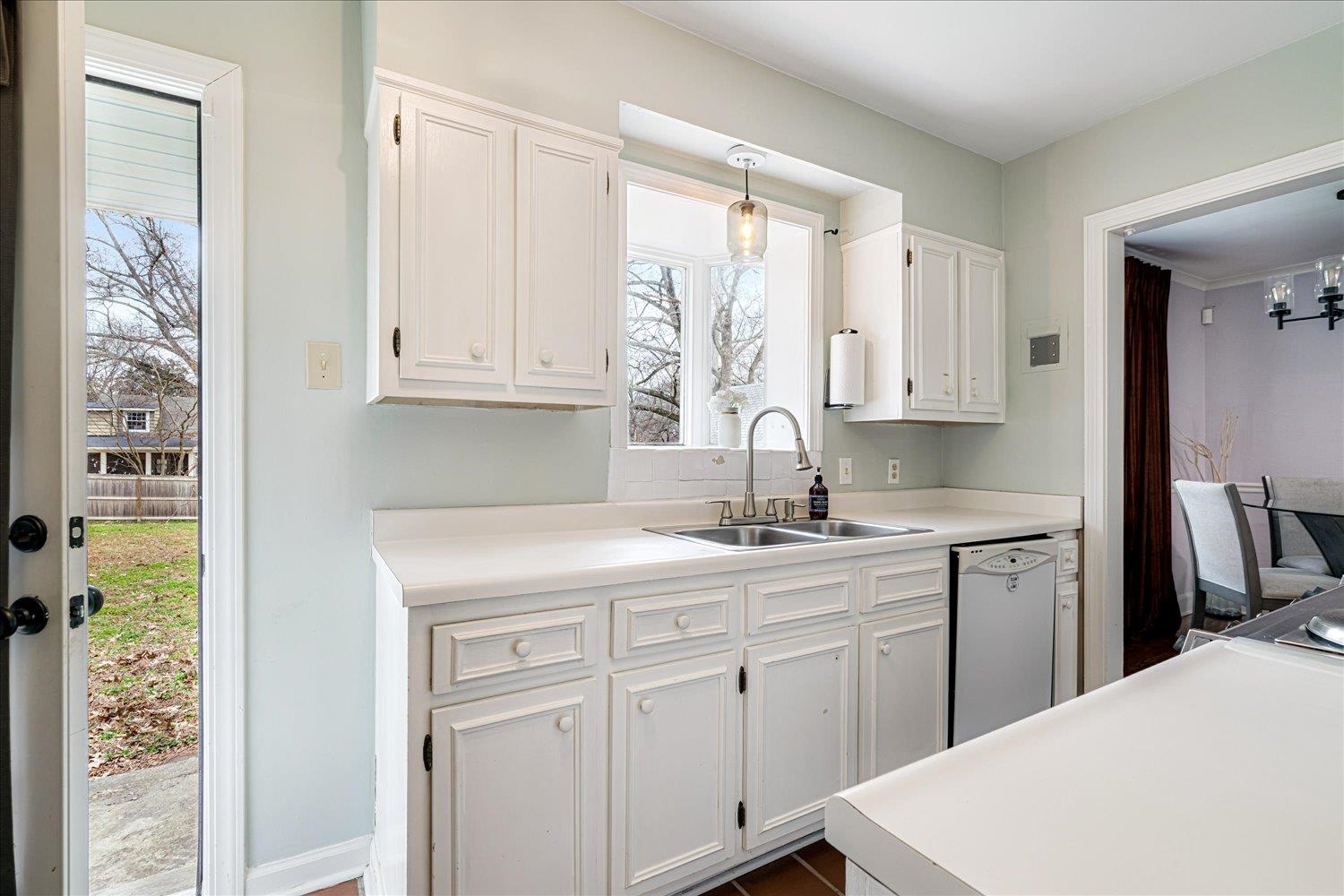 4866 Barfield Road Memphis, TN 38117 - Photo 11 of 29