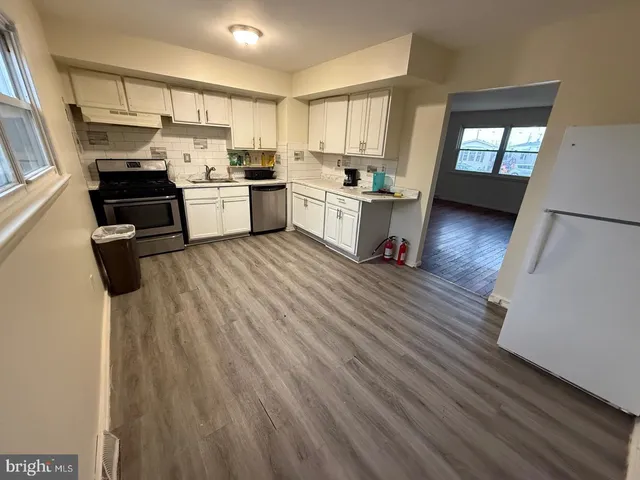 $1,800 | 209 Narberth Avenue, Unit B, Sewell, NJ 08080