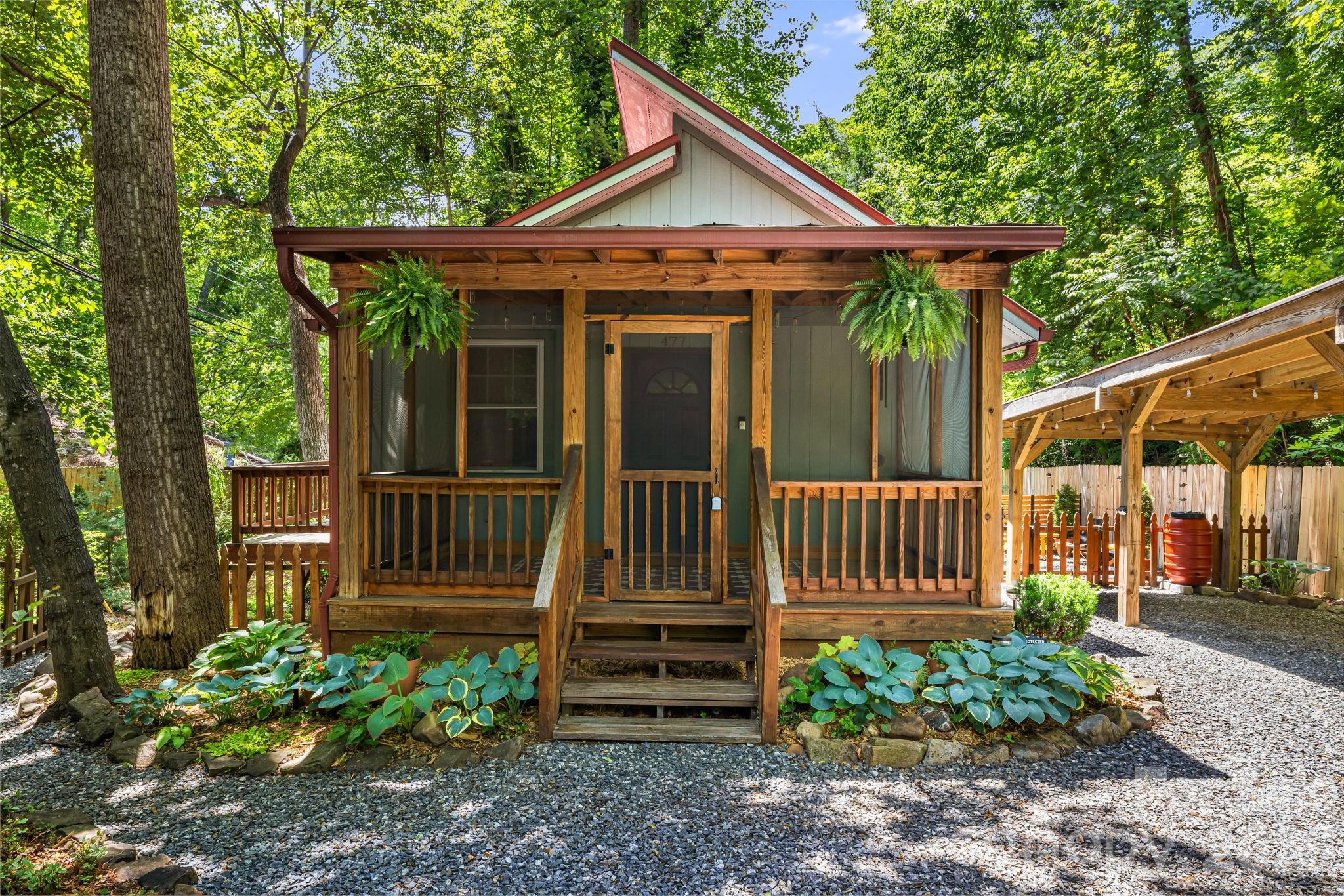 477 Governors View Road Asheville, NC 28805 - Photo 3 of 43