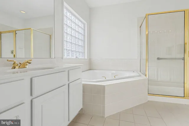 $470,000 | 11 Carson Drive, Fredericksburg, VA 22406