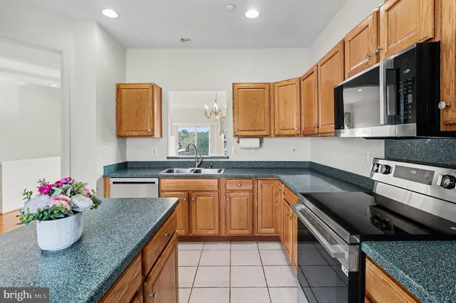 $470,000 | 11 Carson Drive, Fredericksburg, VA 22406