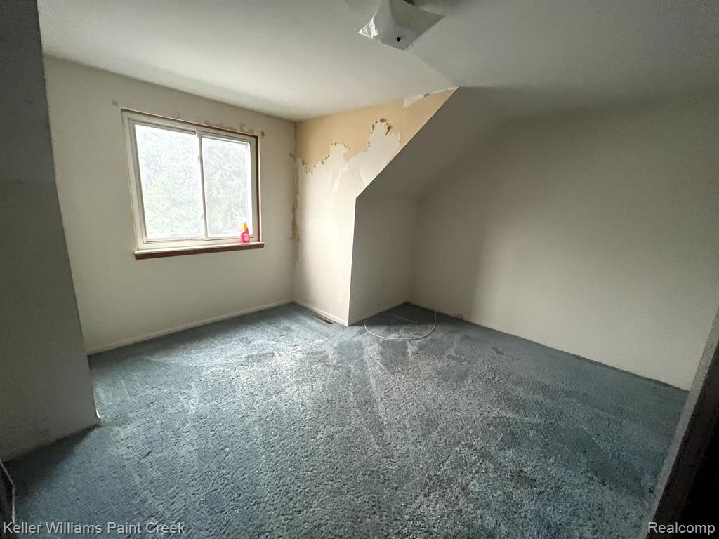 4875 Whipple Lake Road Clarkston, MI 48348 - Photo 13 of 16 Gallery Image 13