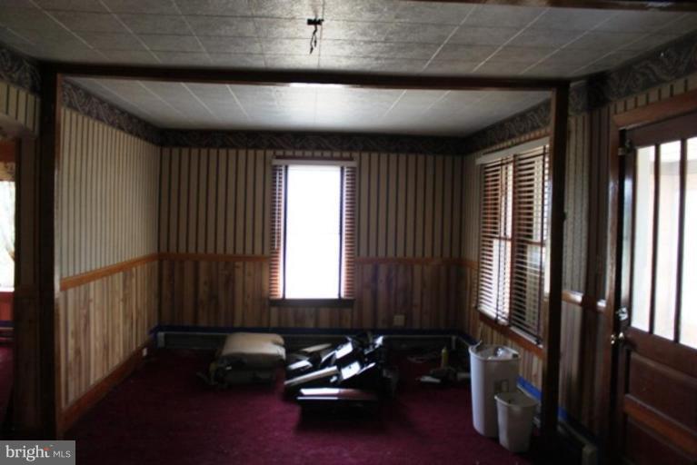 61 Reservoir Road Gardners, PA 17324 - Photo 6 of 12 Living Room