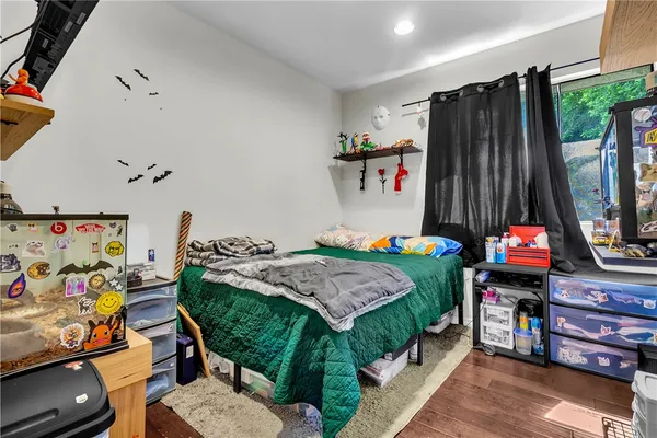 $619,000 | 9903 Karmont Avenue, South Gate, CA 90280