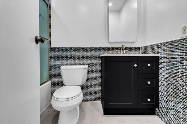 $619,000 | 9903 Karmont Avenue, South Gate, CA 90280