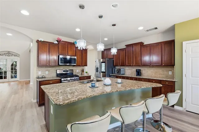 $460,000 | 1133 Spanish Moss Drive, Savannah, TX 76227