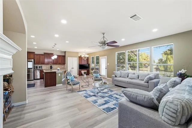 $460,000 | 1133 Spanish Moss Drive, Savannah, TX 76227