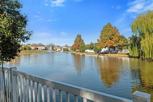 $450,000 | 1133 Spanish Moss Drive, Savannah, TX 76227