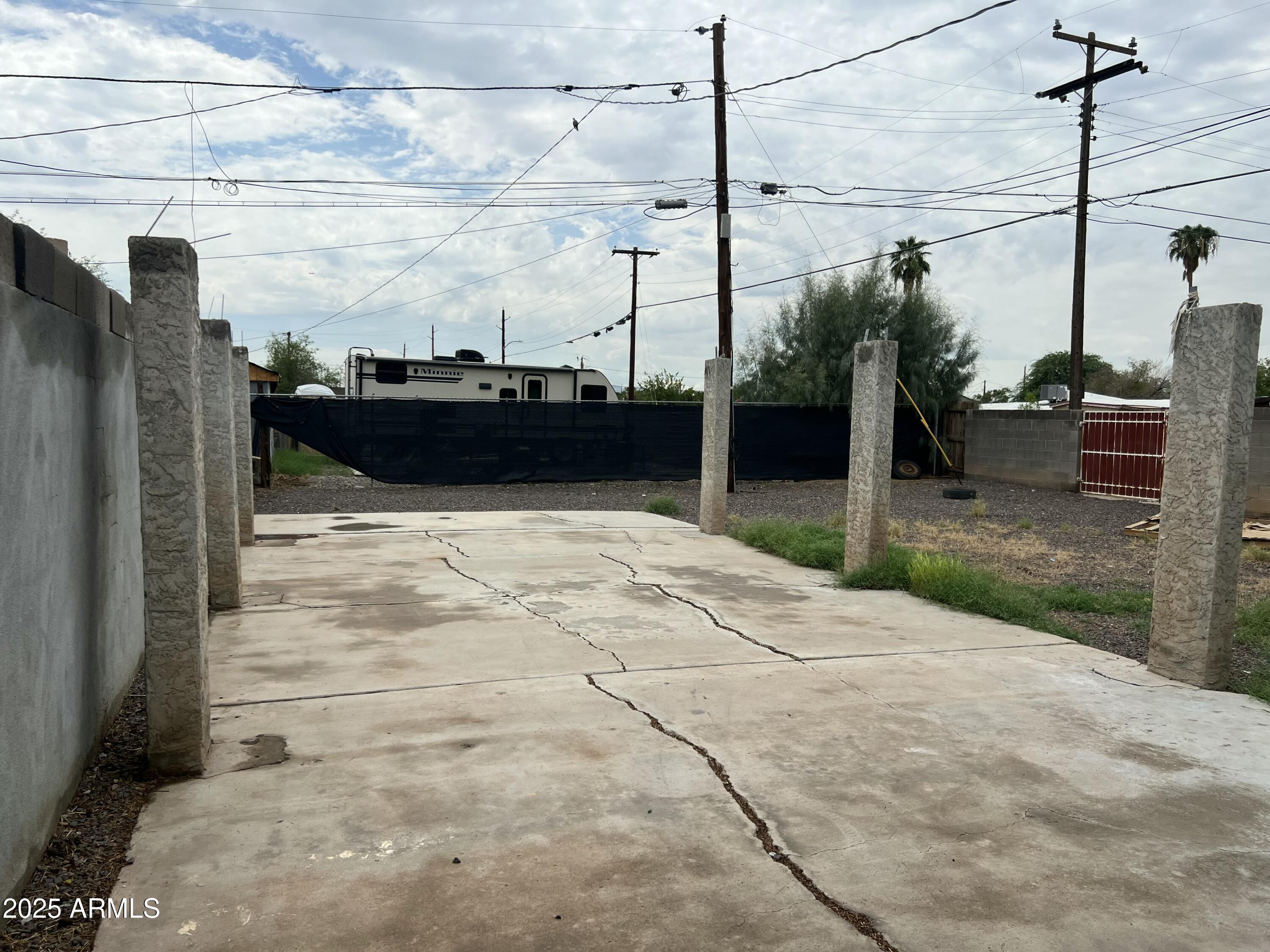 2951 West Holly Street Phoenix, AZ 85009 - Photo 25 of 28 IMG_0927