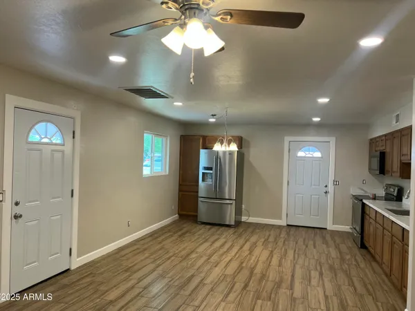 $281,600 | 2951 West Holly Street, Phoenix, AZ 85009