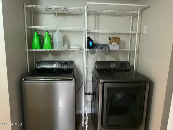 $281,600 | 2951 West Holly Street, Phoenix, AZ 85009