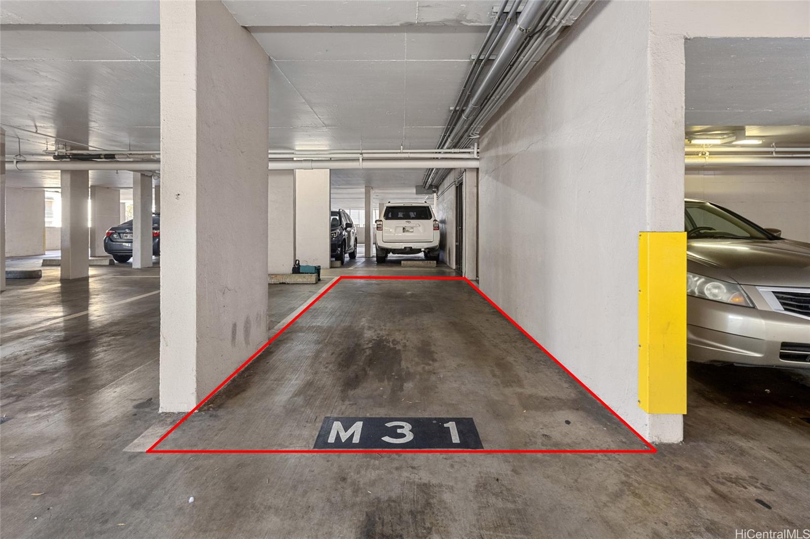 775 Kinalau Place, Unit 1003 Honolulu, HI 96813 - Photo 13 of 25 a view of a hallway with wooden floor