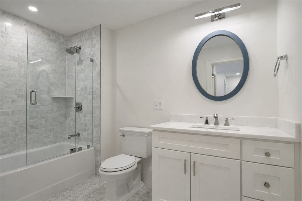 66 Pleasant Street, Unit 2 Marblehead, MA 01945 - Photo 10 of 17