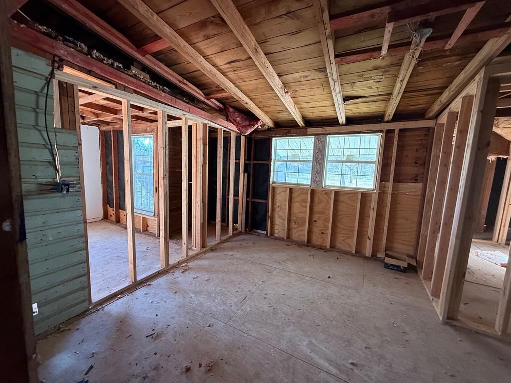 714 South Medora Street Terrell, TX 75160 - Photo 5 of 7 a view of an empty room