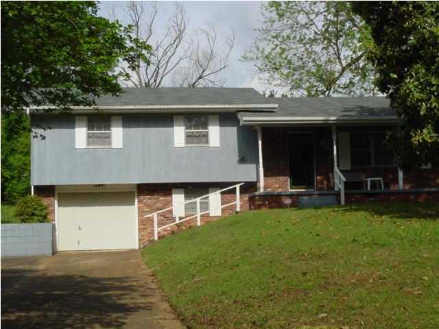 8925 Wooten Road Chattanooga, TN 37416 - Photo 1 of 4 Primary Photo