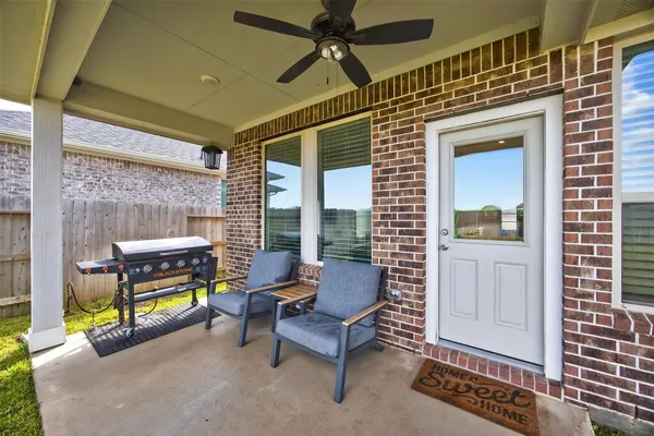 $2,400 | 18830 Shadowfax Trail, Tomball, TX 77377