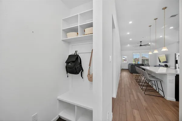 $2,400 | 18830 Shadowfax Trail, Tomball, TX 77377