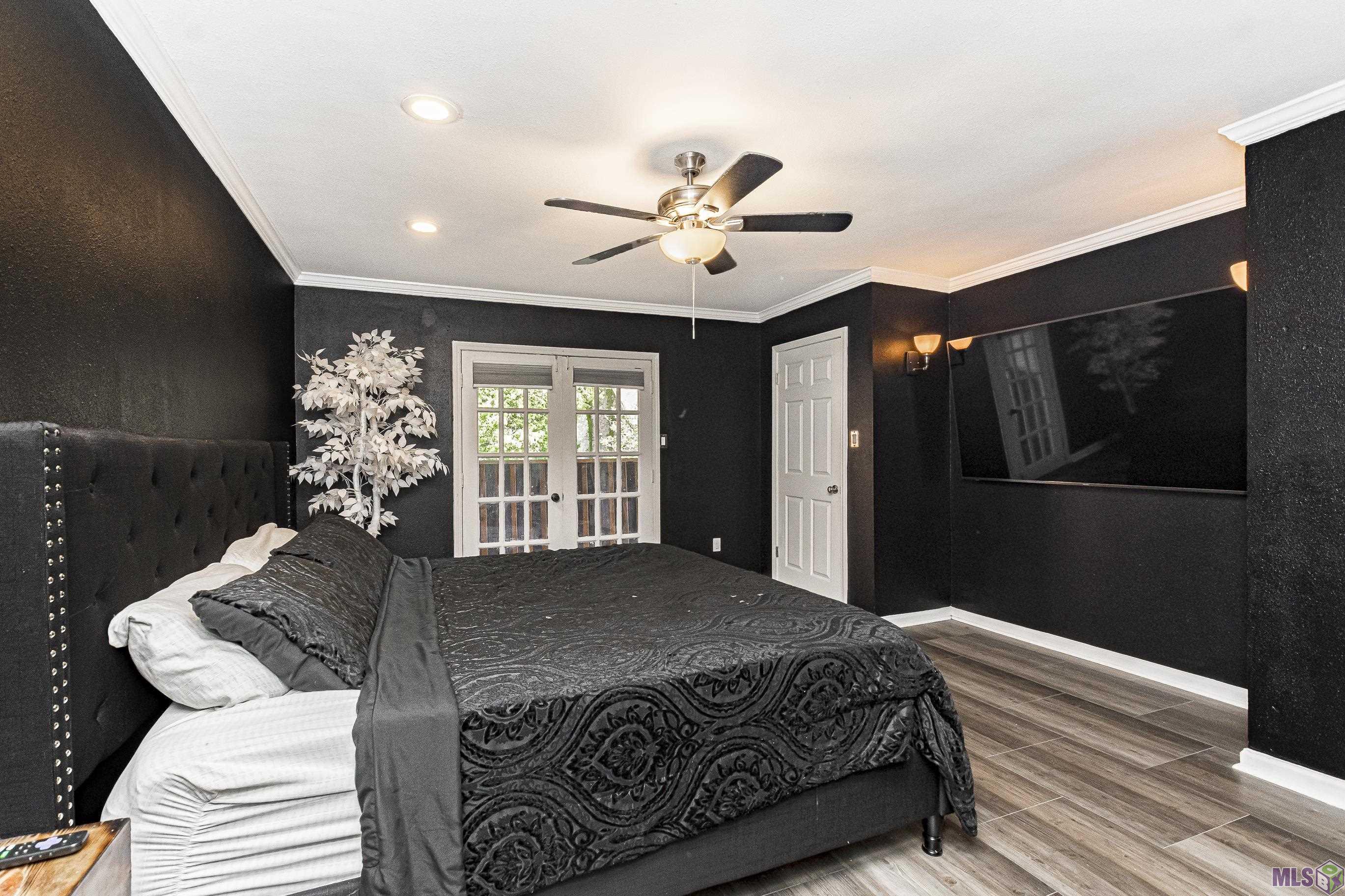 2445 Aubin Lane Baton Rouge, LA 70816 - Photo 11 of 34