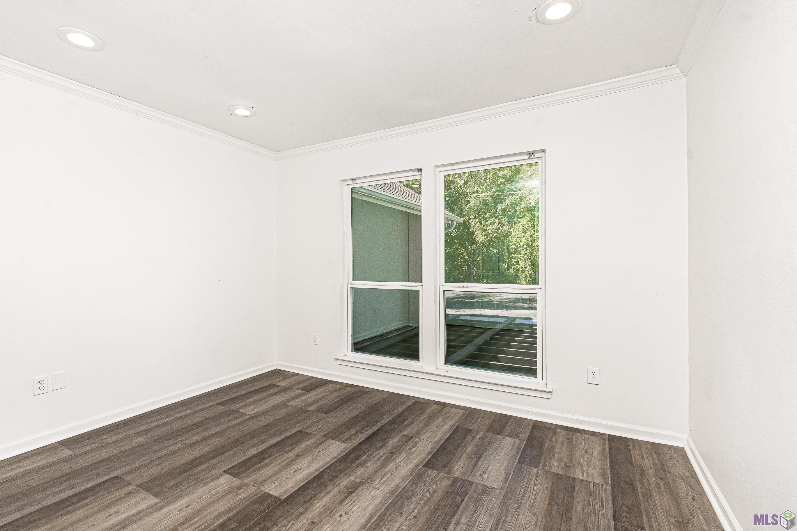 2445 Aubin Lane Baton Rouge, LA 70816 - Photo 13 of 34