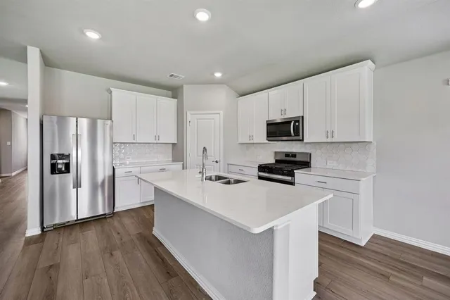 $393,517 | 1812 Gardendale Holw Lane, Anna, TX 75409