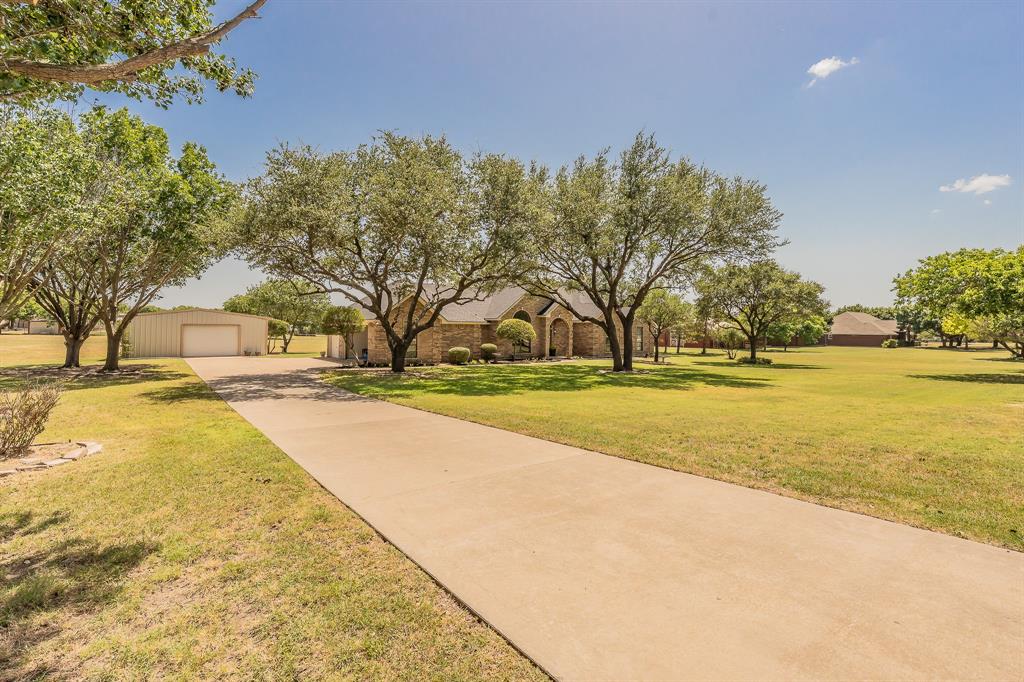 2305 Floyd Hampton Road Crowley, TX 76036 - Photo 2 of 40