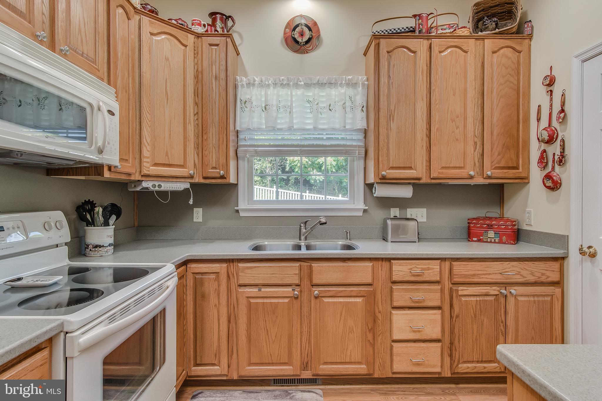 17646 Spielman Road Fairplay, MD 21733 - Photo 84 of 89 Guest house kitchen