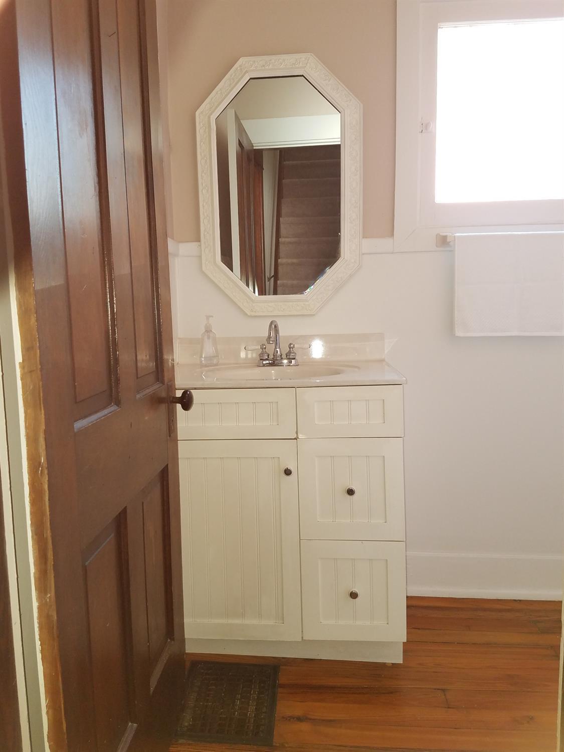 58 West Sharon Road Glendale, OH 45246 - Photo 8 of 16 Gallery Image 8