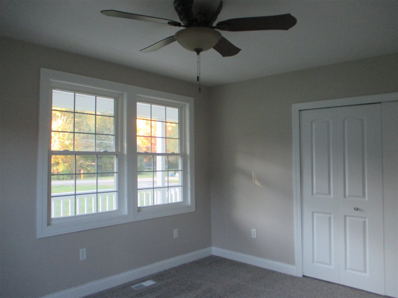 9090 Coldwater Road Flushing, MI 48433 - Photo 7 of 18 31398326-6.JPG