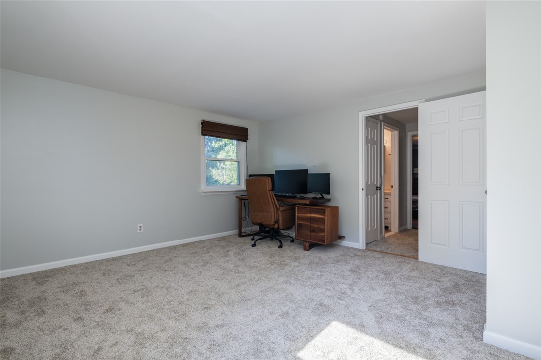 962 Martin Road Henrietta, NY 14586 - Photo 30 of 50 2nd floor bedroom