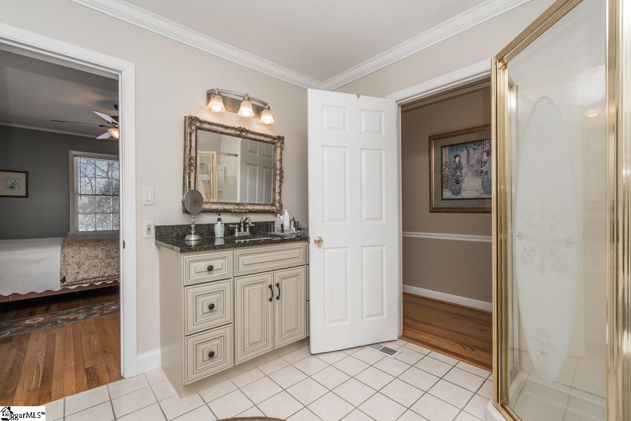 207 Butler Springs Road Greenville, SC 29615 - Photo 13 of 31